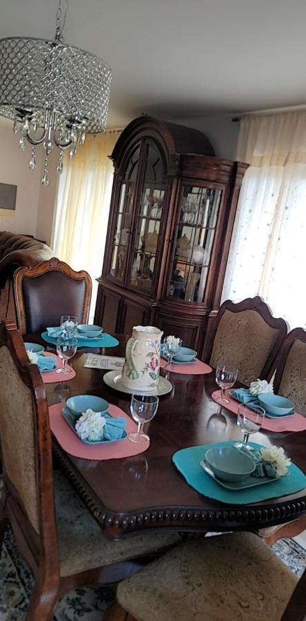 Your Home Away From Home Praia Bagian luar foto